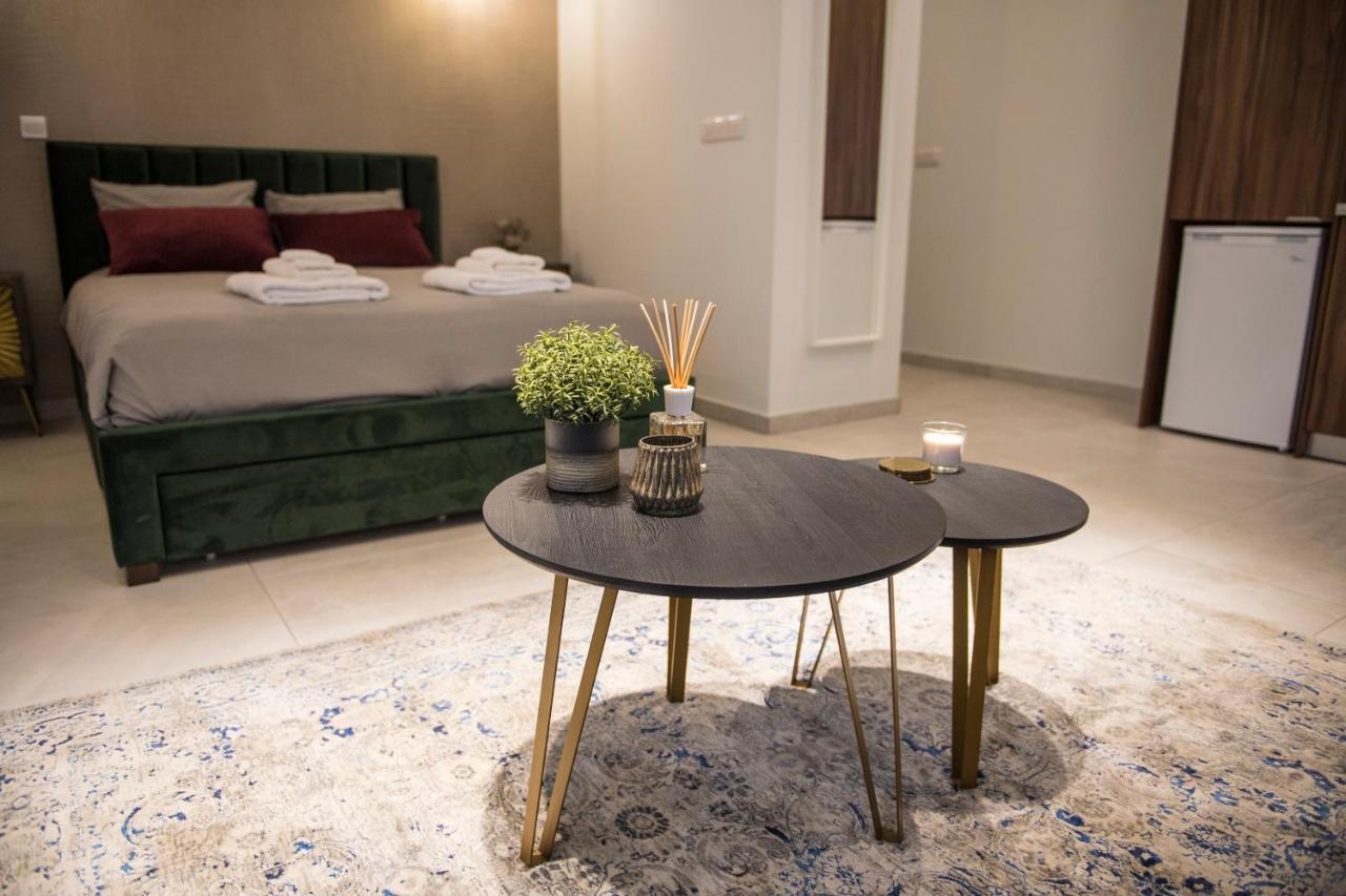 Skin Suites-Luxury Living Никозия Екстериор снимка